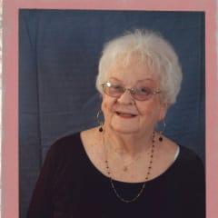 Joanne Holt profile photo
