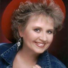 Carol Lynne Voris profile photo